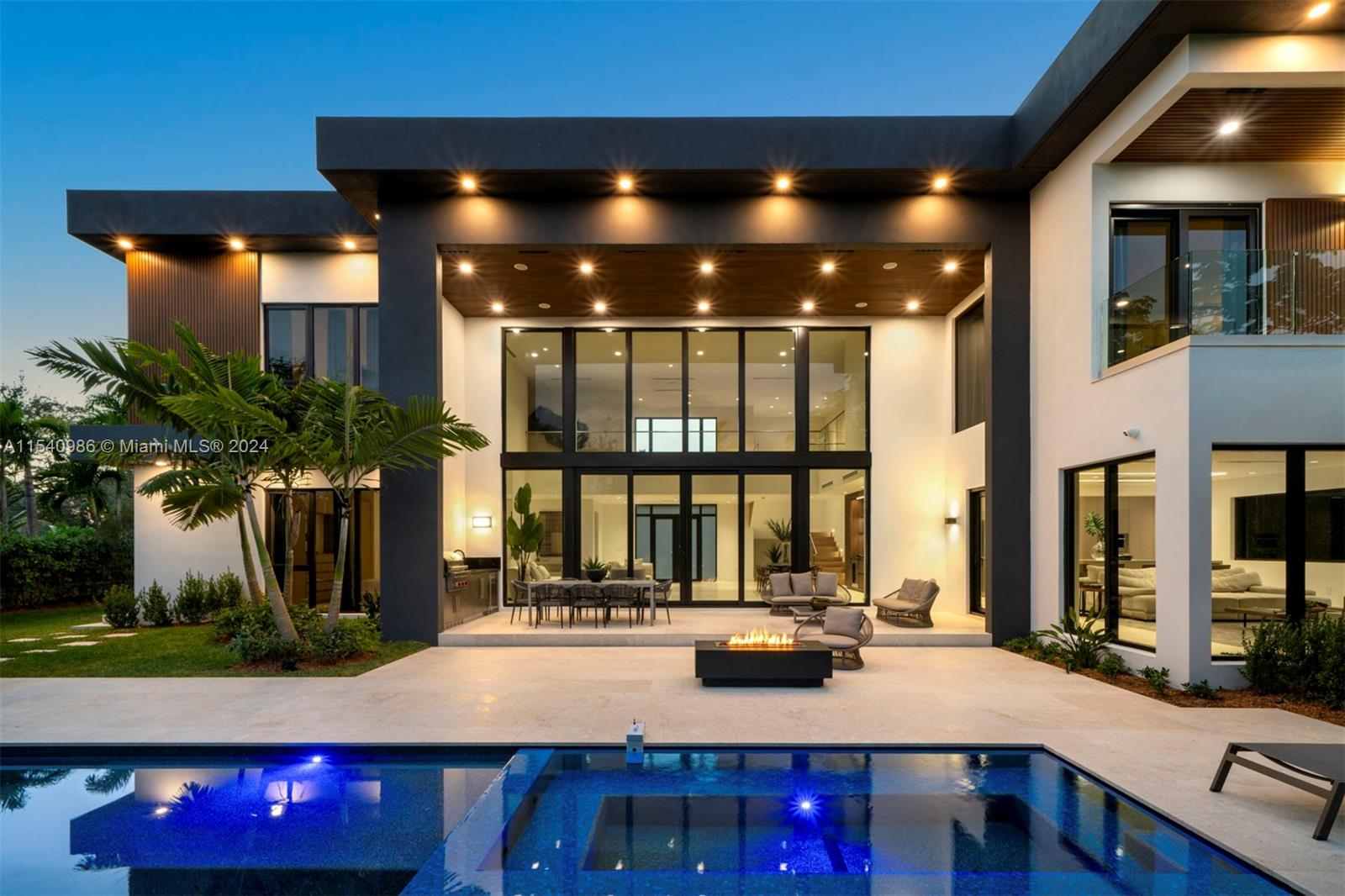 COCONUT PALM ESTATES - Residential