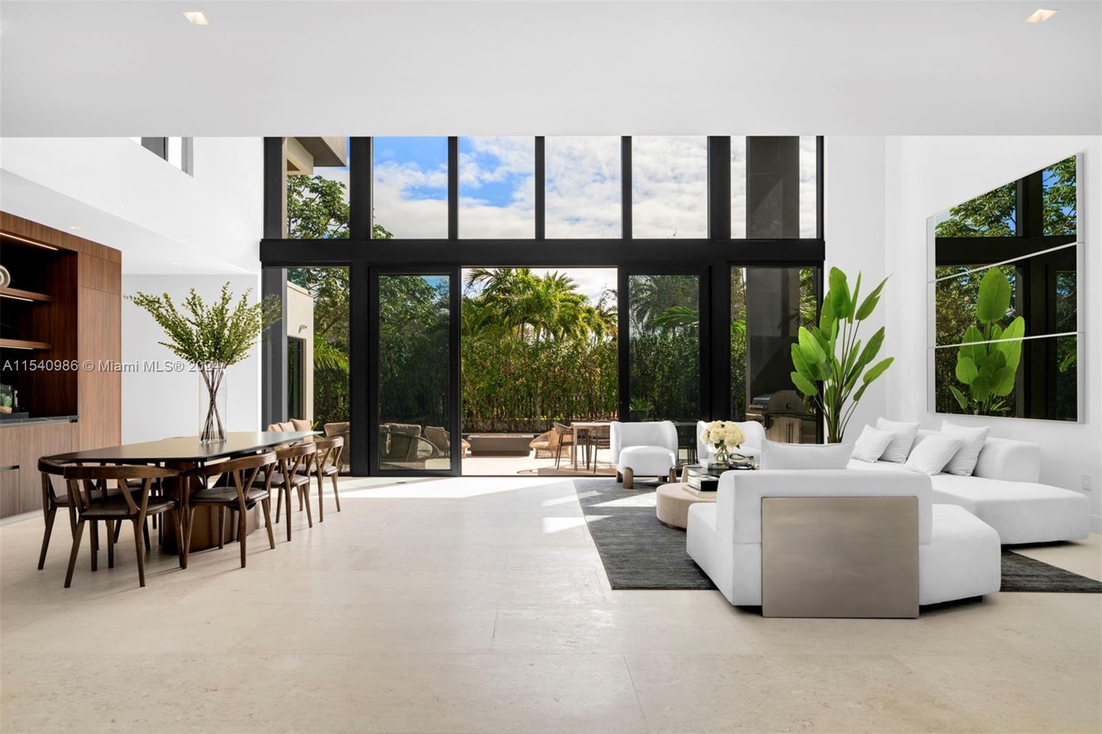 COCONUT PALM ESTATES - Residential