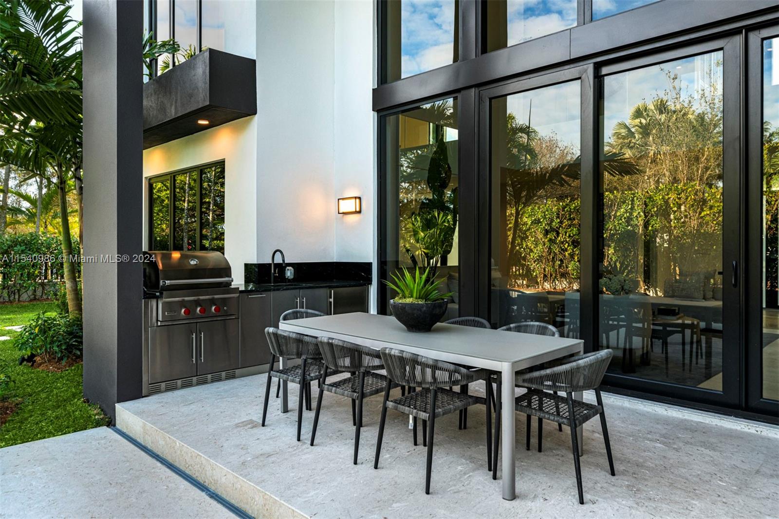 COCONUT PALM ESTATES - Residential