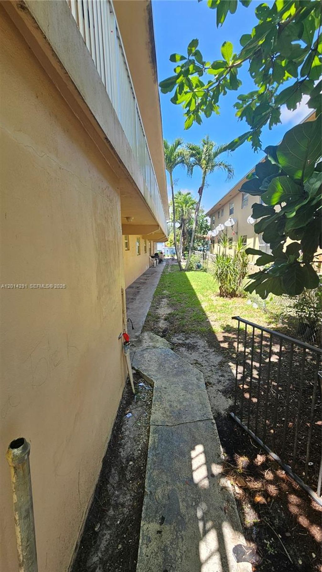 Photo of 1524 SW 5th Pl #B, Fort Lauderdale, FL 33312 (MLS # A12014291)