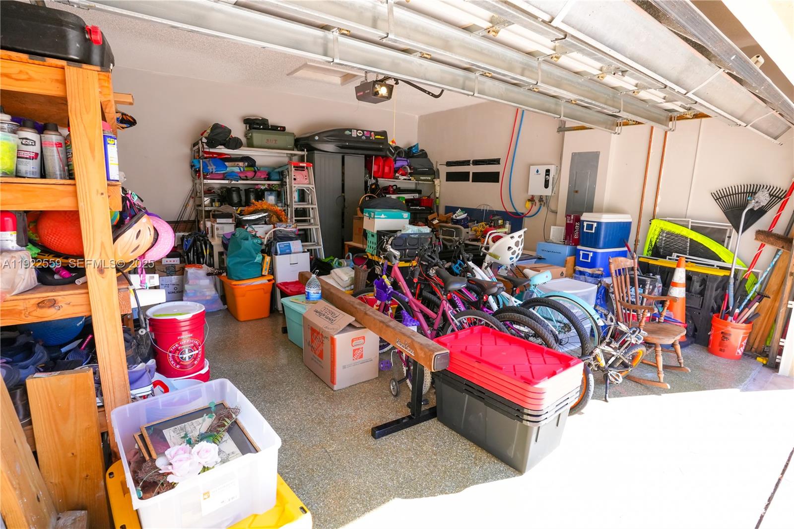 POD 5 AT MONARCH LAKES - Residential