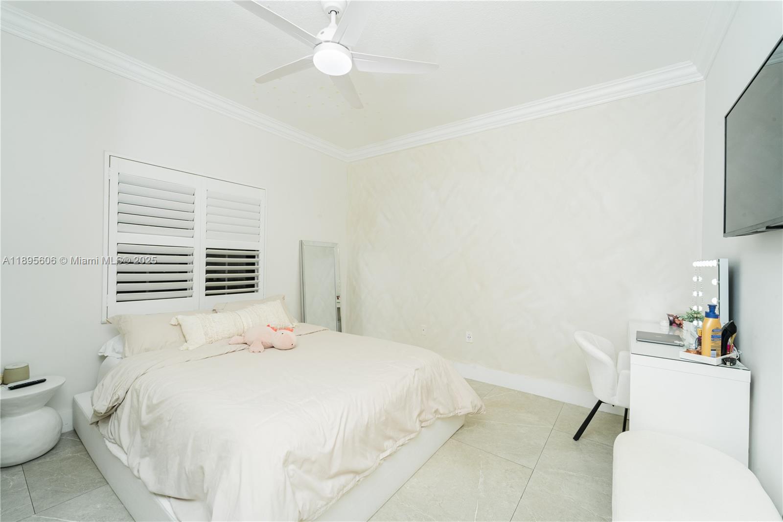 REPLAT OF COUNTRY LAKES - Residential