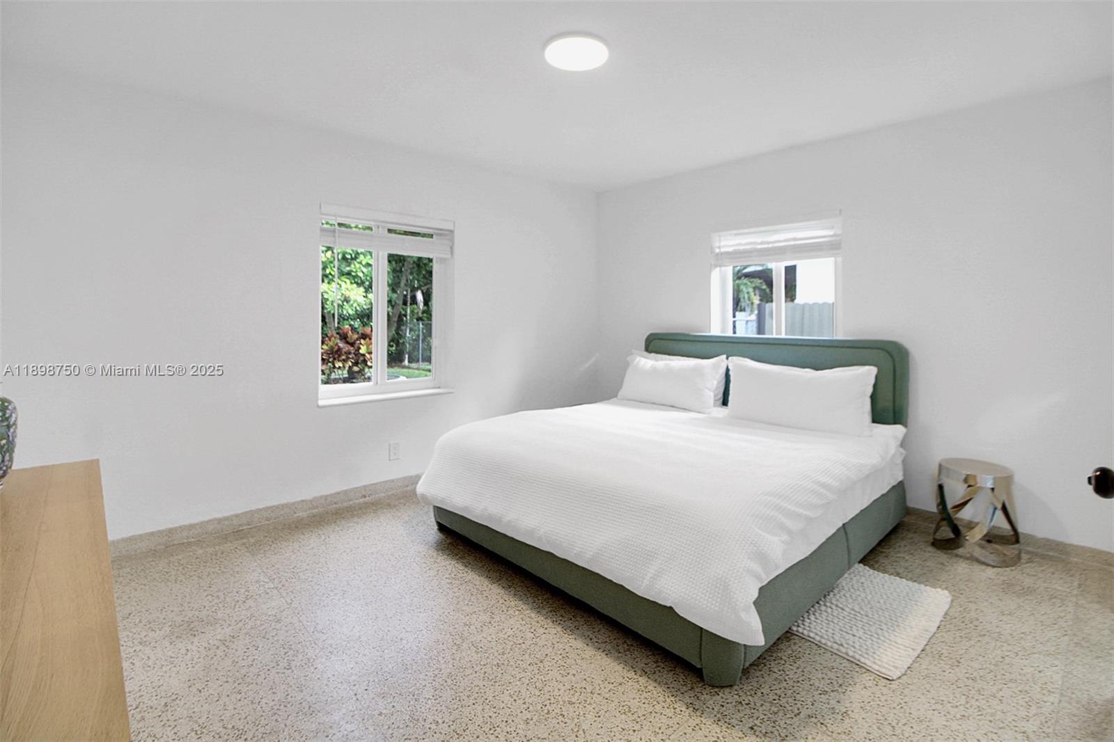 BRENTWOOD REV PL - Residential