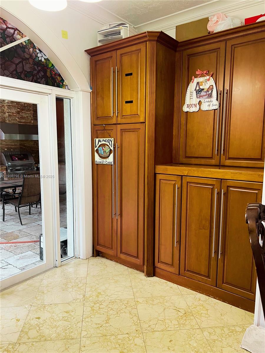 ED-MAR ESTATES - Residential