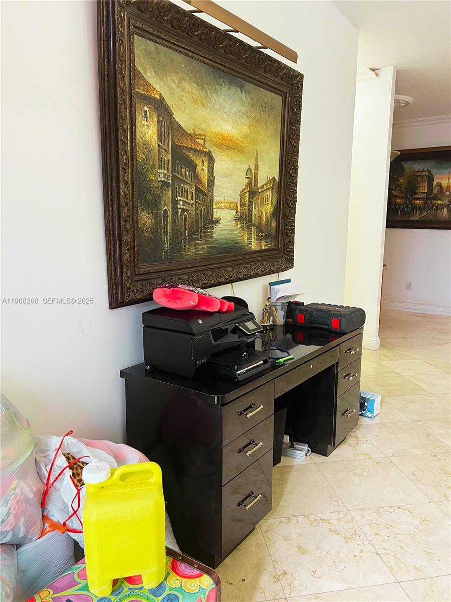 ED-MAR ESTATES - Residential