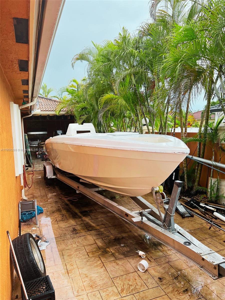 ED-MAR ESTATES - Residential