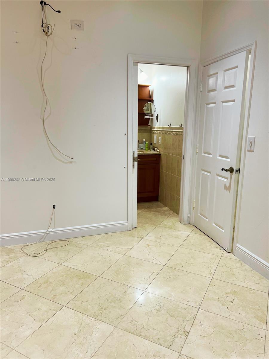 ED-MAR ESTATES - Residential