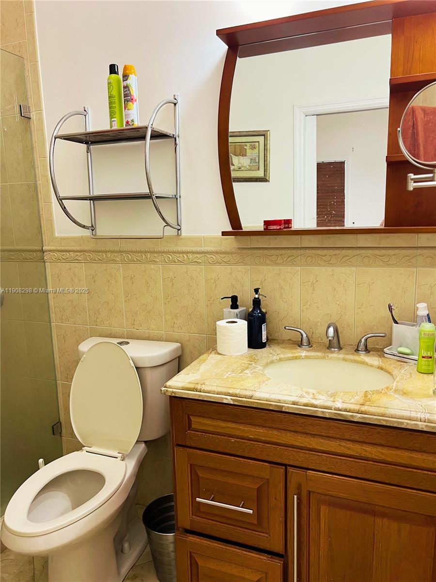 ED-MAR ESTATES - Residential