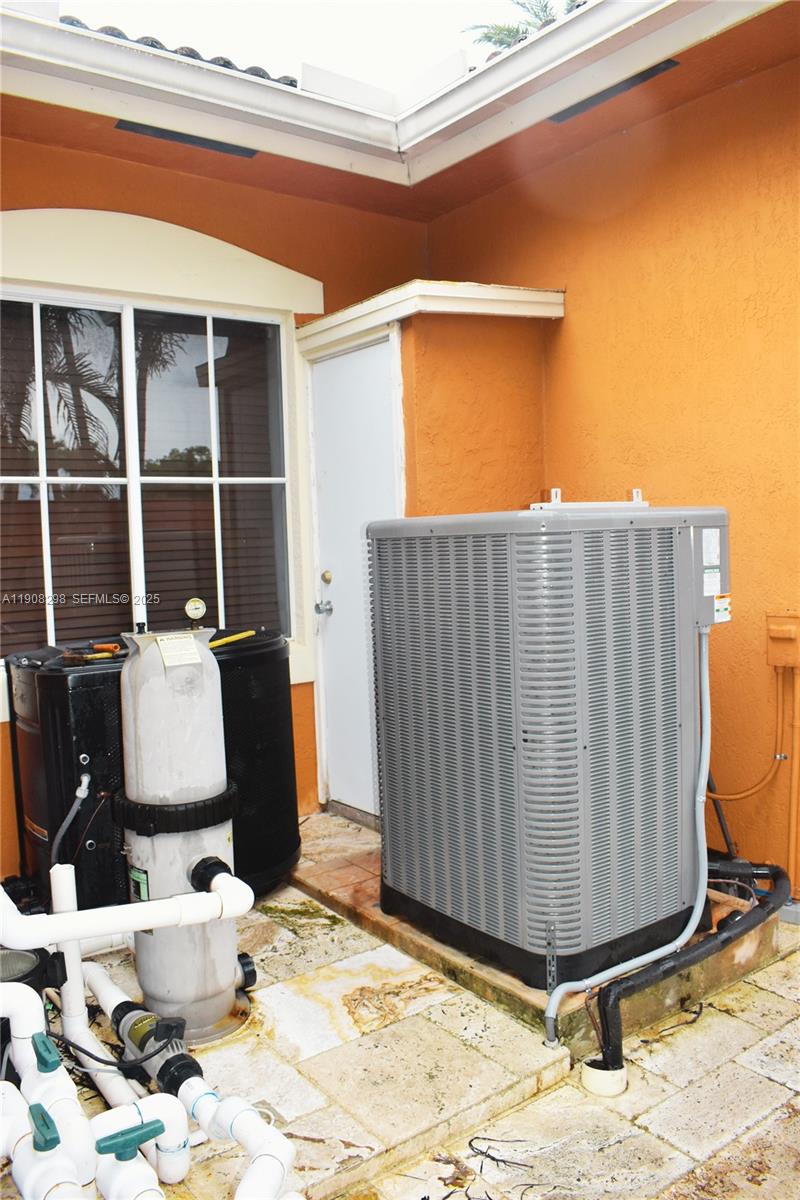 ED-MAR ESTATES - Residential