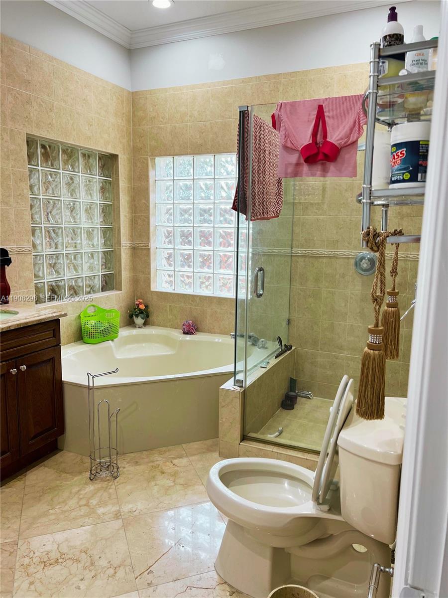 ED-MAR ESTATES - Residential