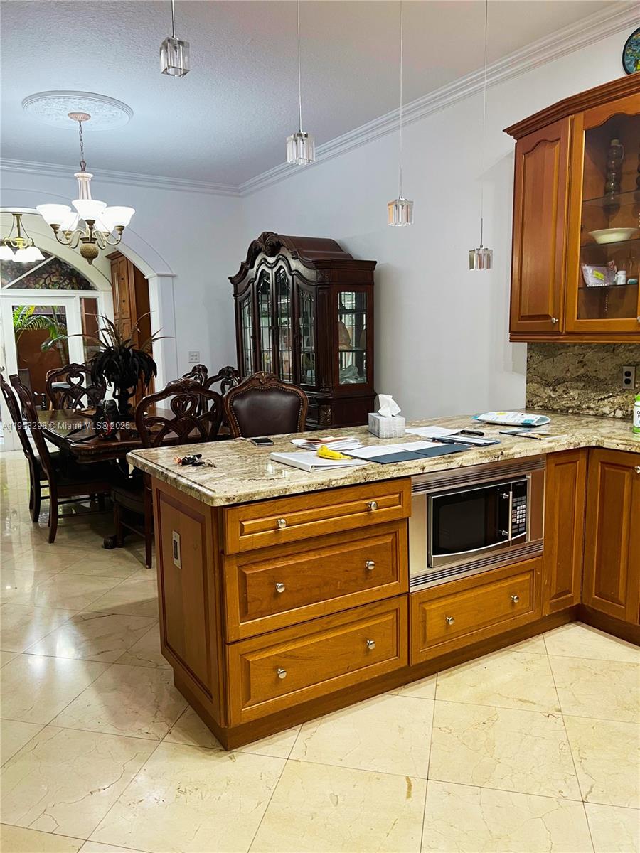 ED-MAR ESTATES - Residential