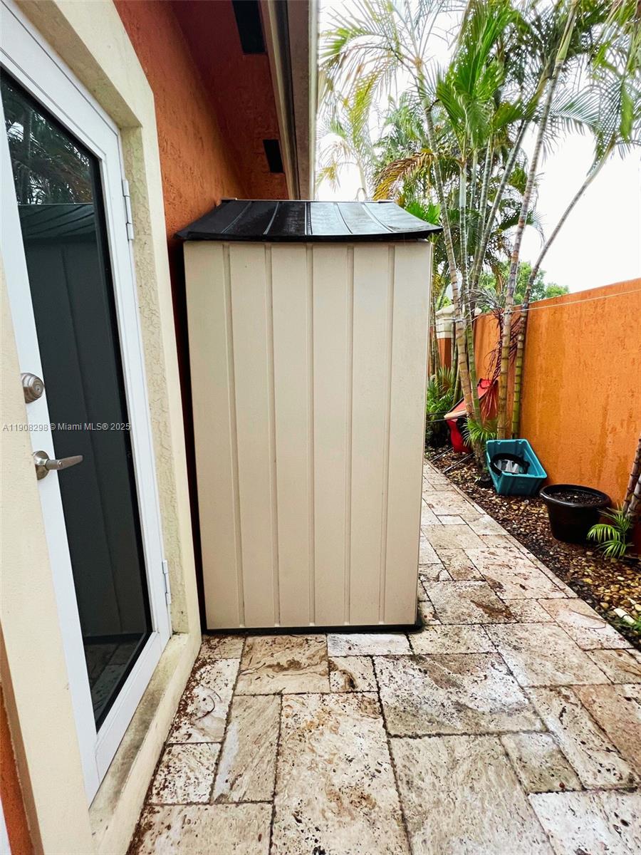 ED-MAR ESTATES - Residential