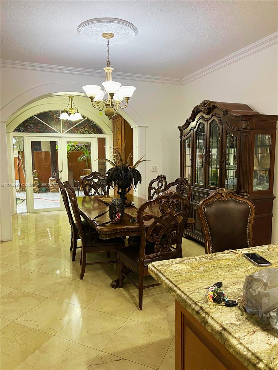 ED-MAR ESTATES - Residential