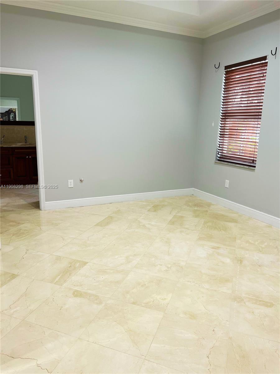 ED-MAR ESTATES - Residential