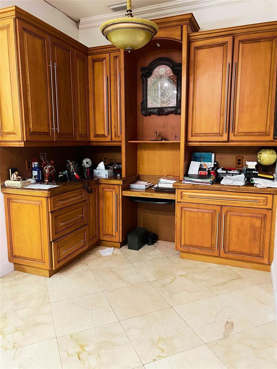 ED-MAR ESTATES - Residential