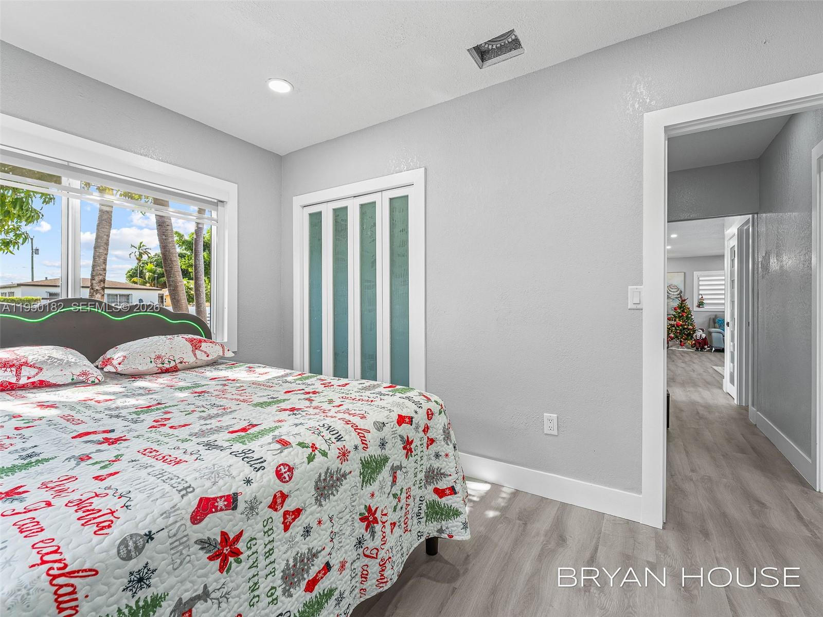 GRAPELAND HGTS - Residential