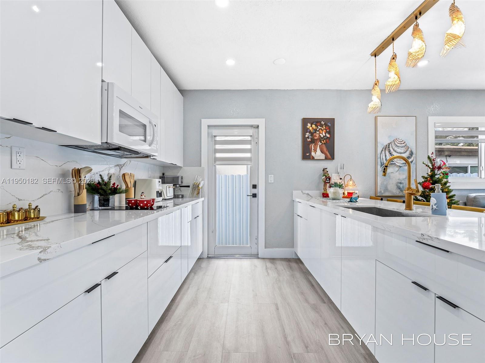 GRAPELAND HGTS - Residential