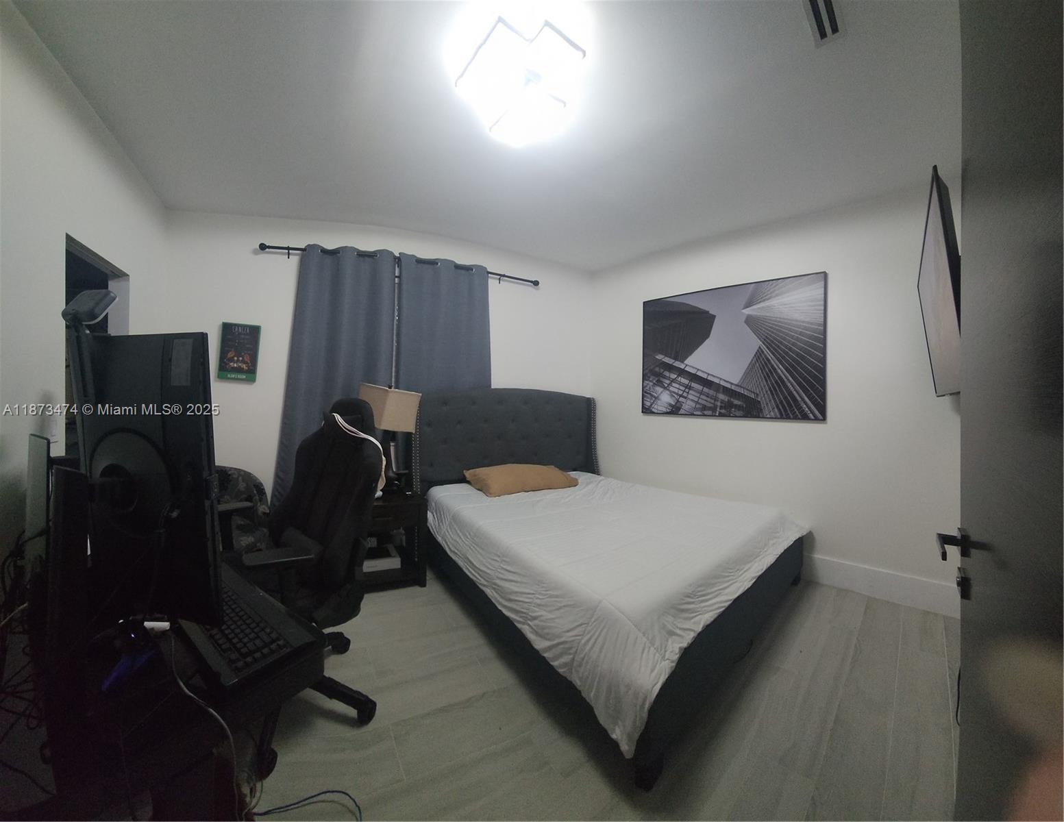 SECTOR 6 EAST - Residential Lease