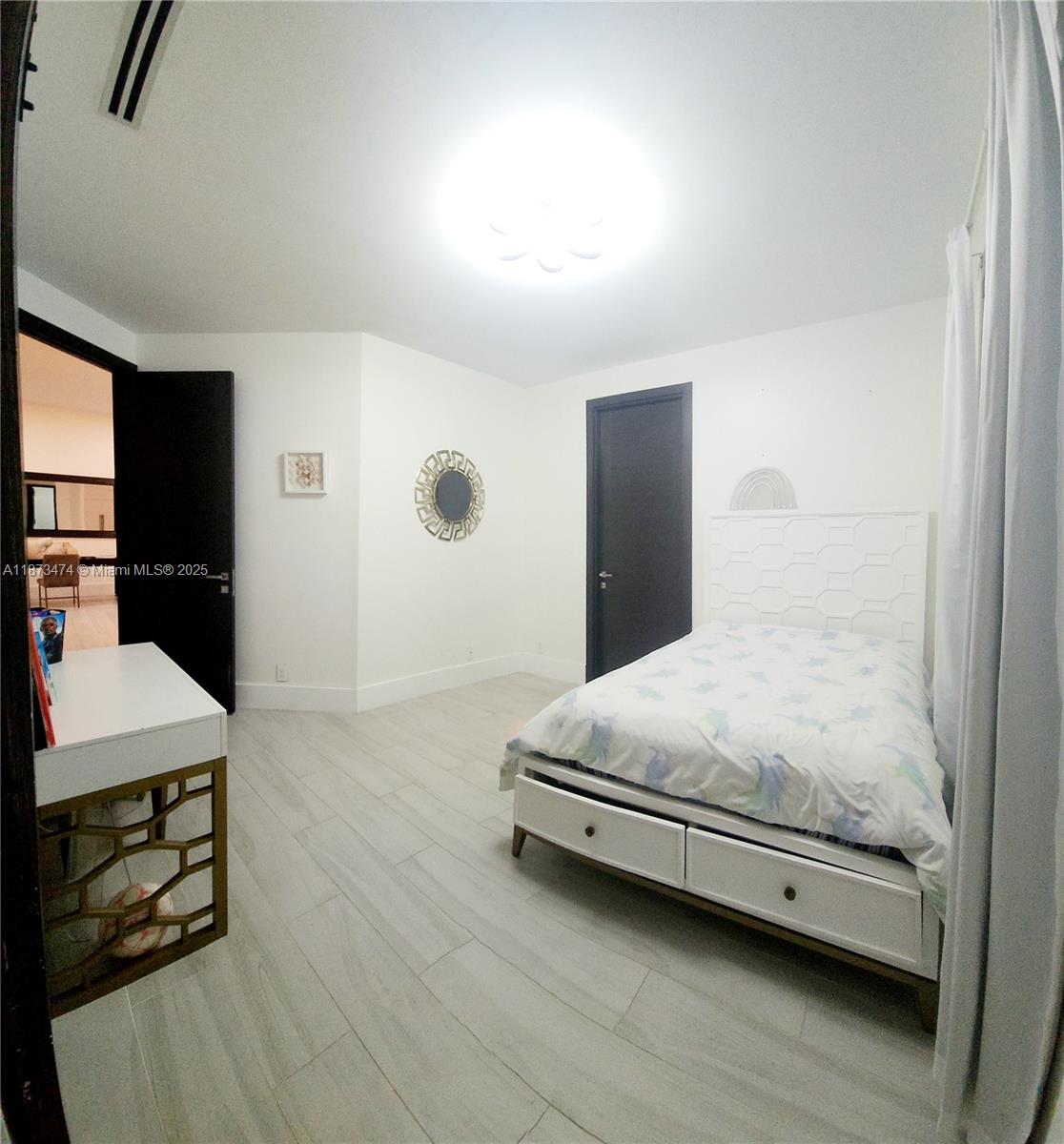 SECTOR 6 EAST - Residential Lease