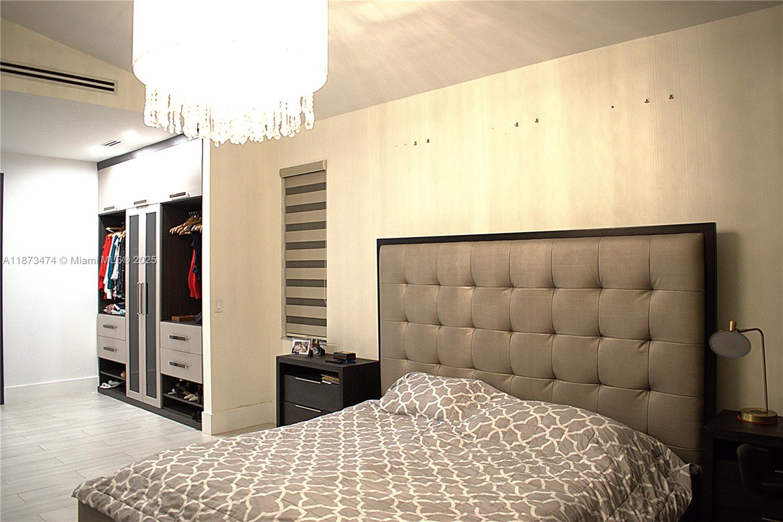 SECTOR 6 EAST - Residential Lease