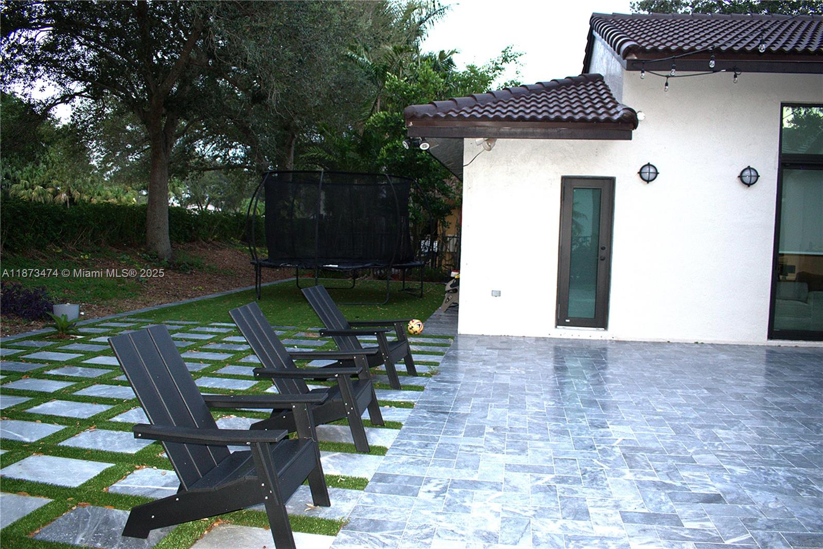 SECTOR 6 EAST - Residential Lease