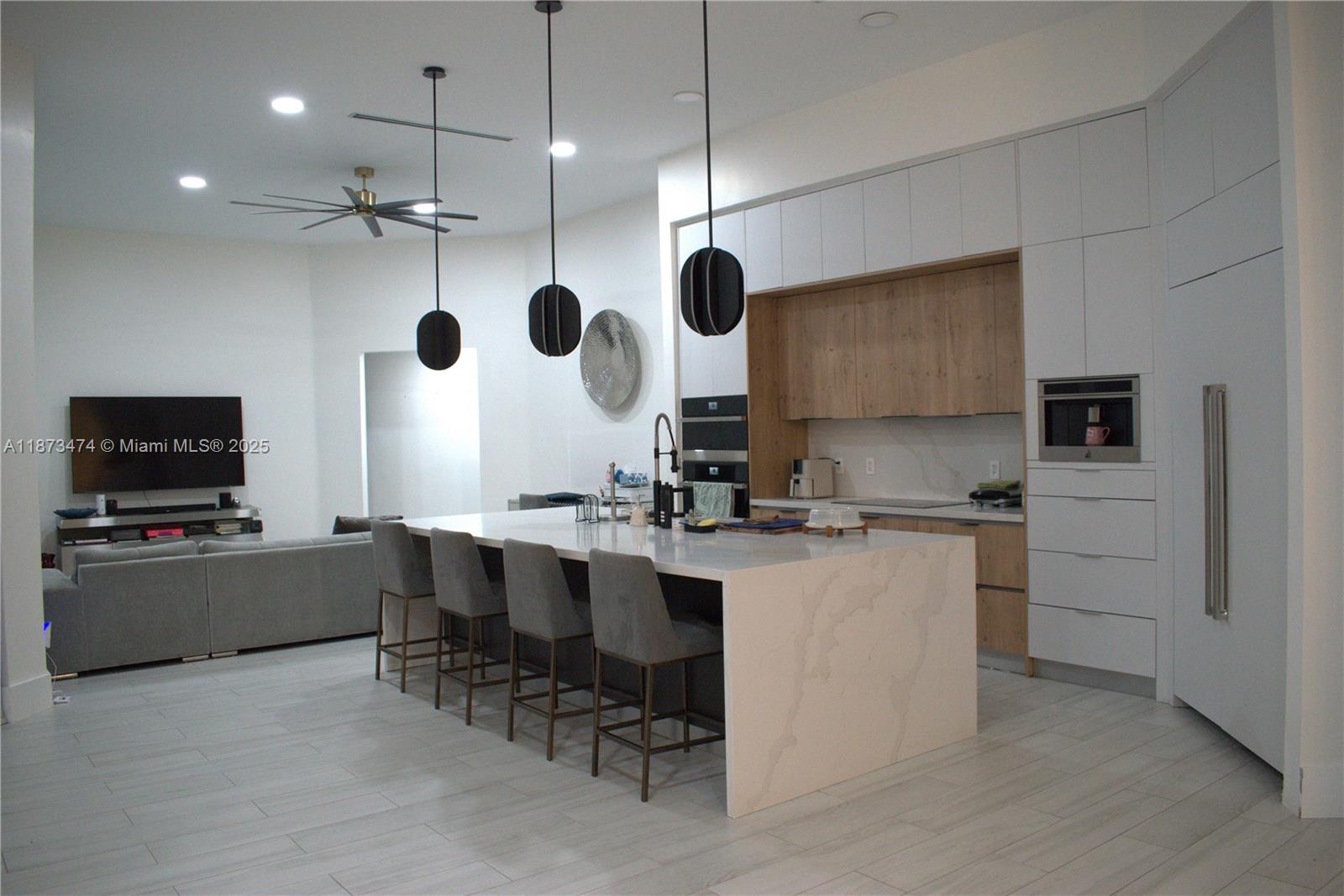 SECTOR 6 EAST - Residential Lease