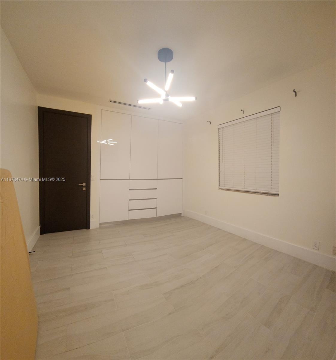 SECTOR 6 EAST - Residential Lease