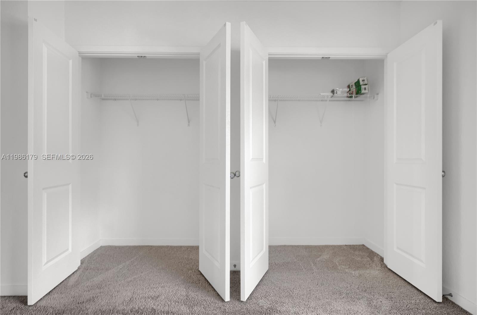 MIAMI LAND AND DEVELOPMEN - Residential Lease