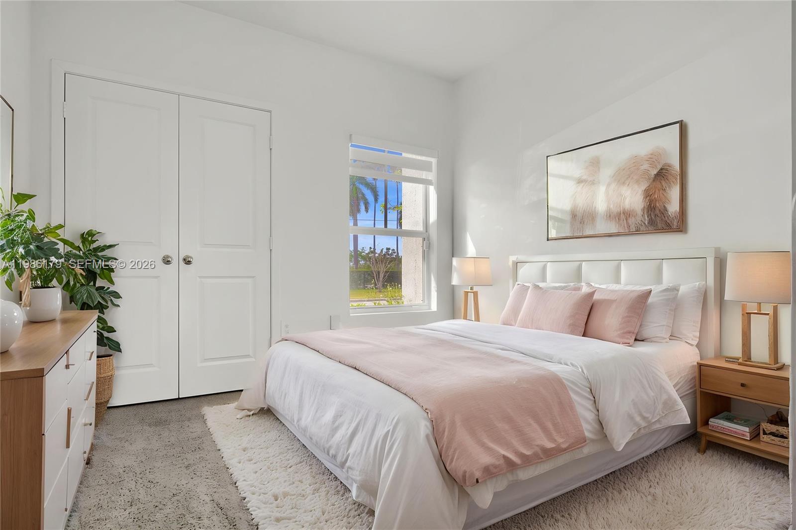 MIAMI LAND AND DEVELOPMEN - Residential Lease