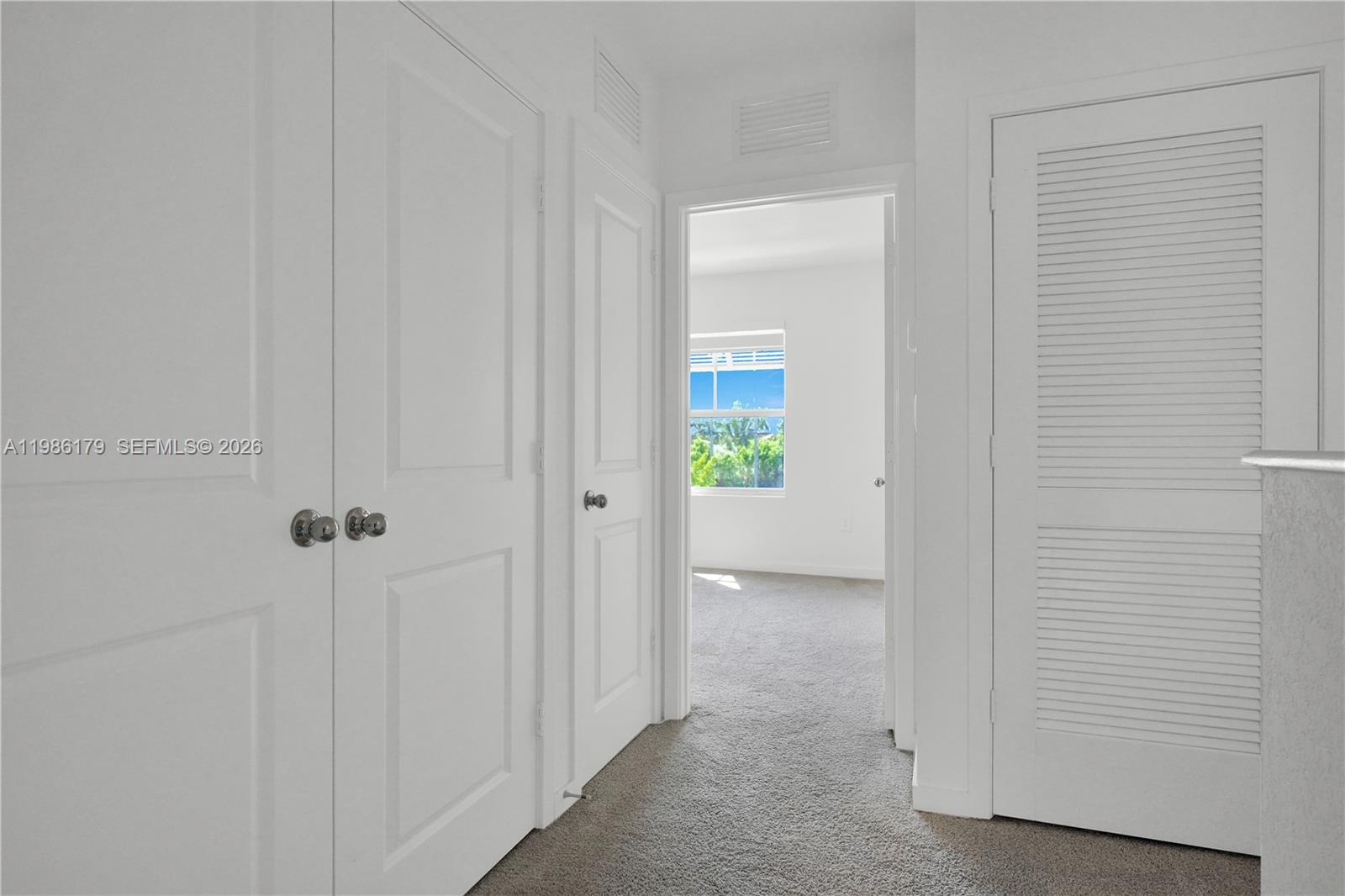 MIAMI LAND AND DEVELOPMEN - Residential Lease