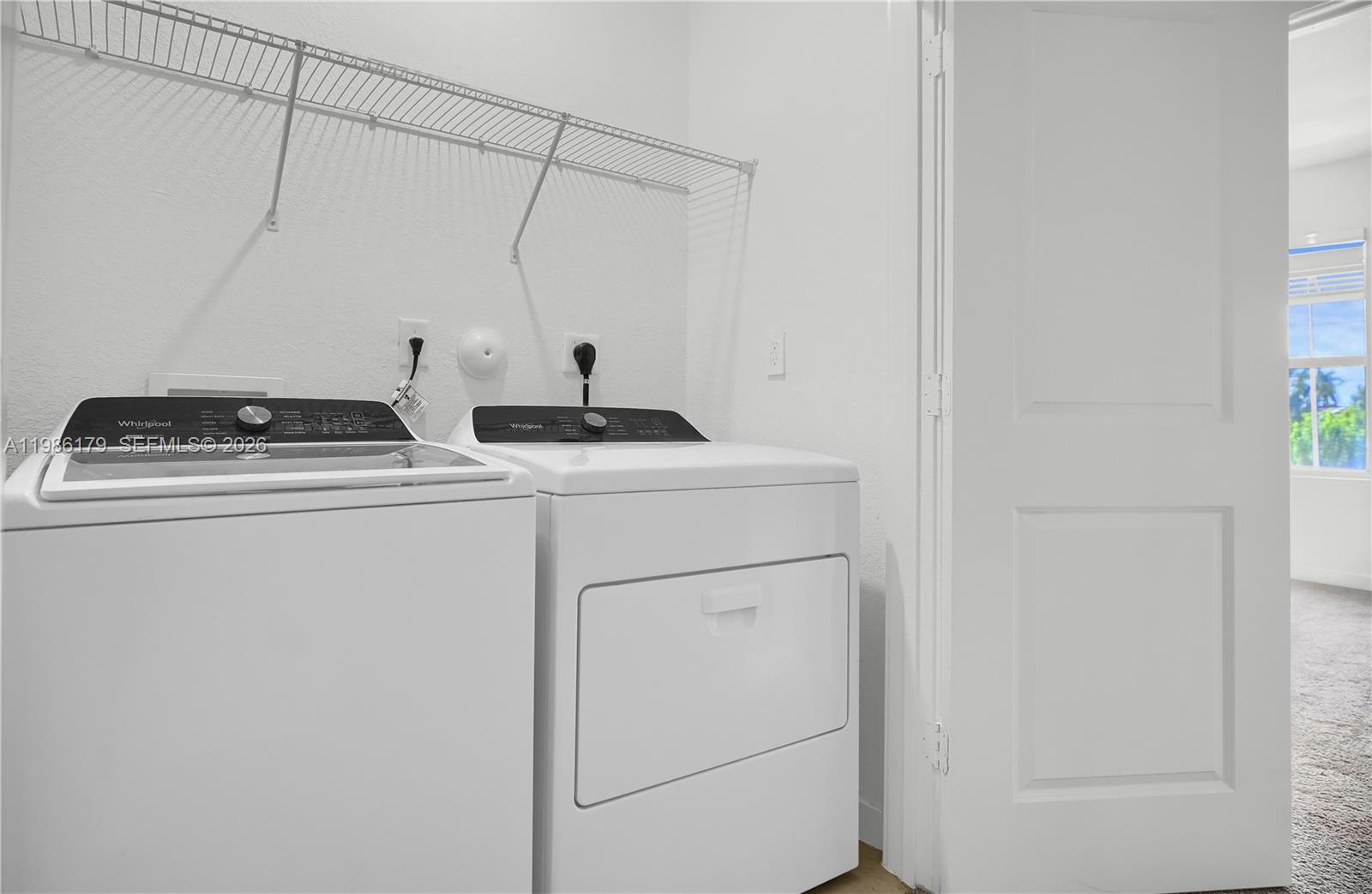 MIAMI LAND AND DEVELOPMEN - Residential Lease