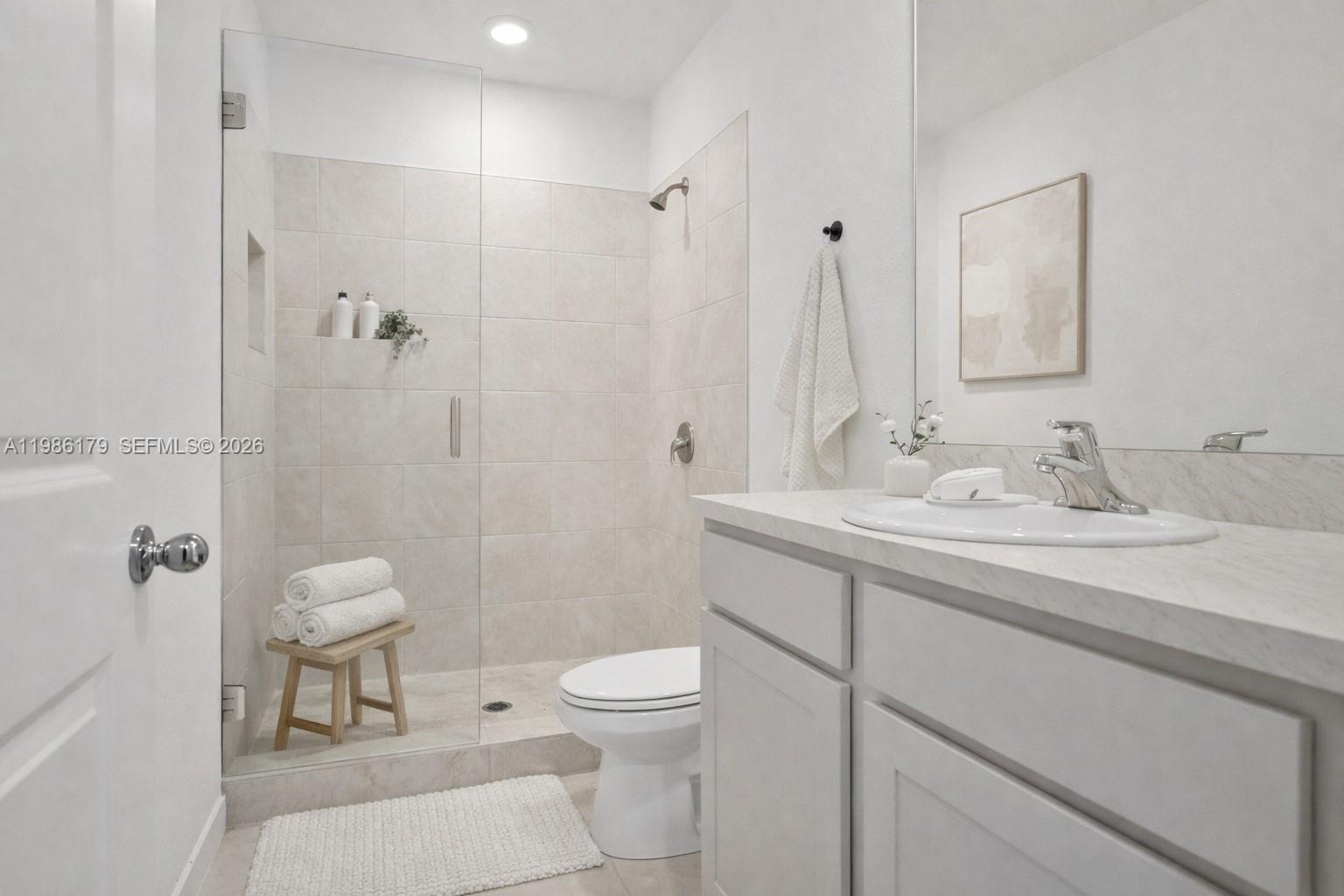 MIAMI LAND AND DEVELOPMEN - Residential Lease