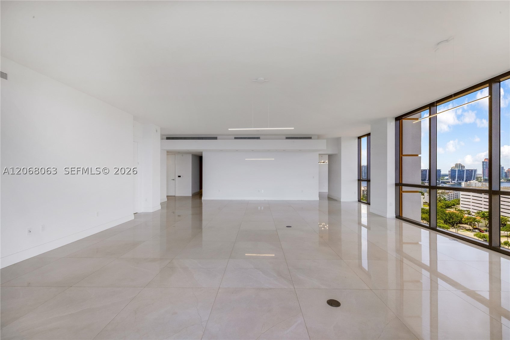 17749 Collins Ave 1201