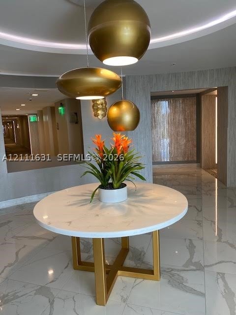 10275 E Collins Ave 603