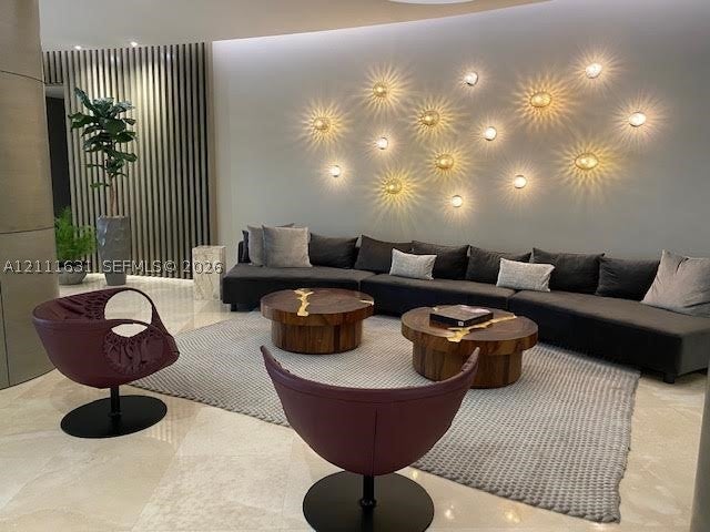 10275 E Collins Ave 603