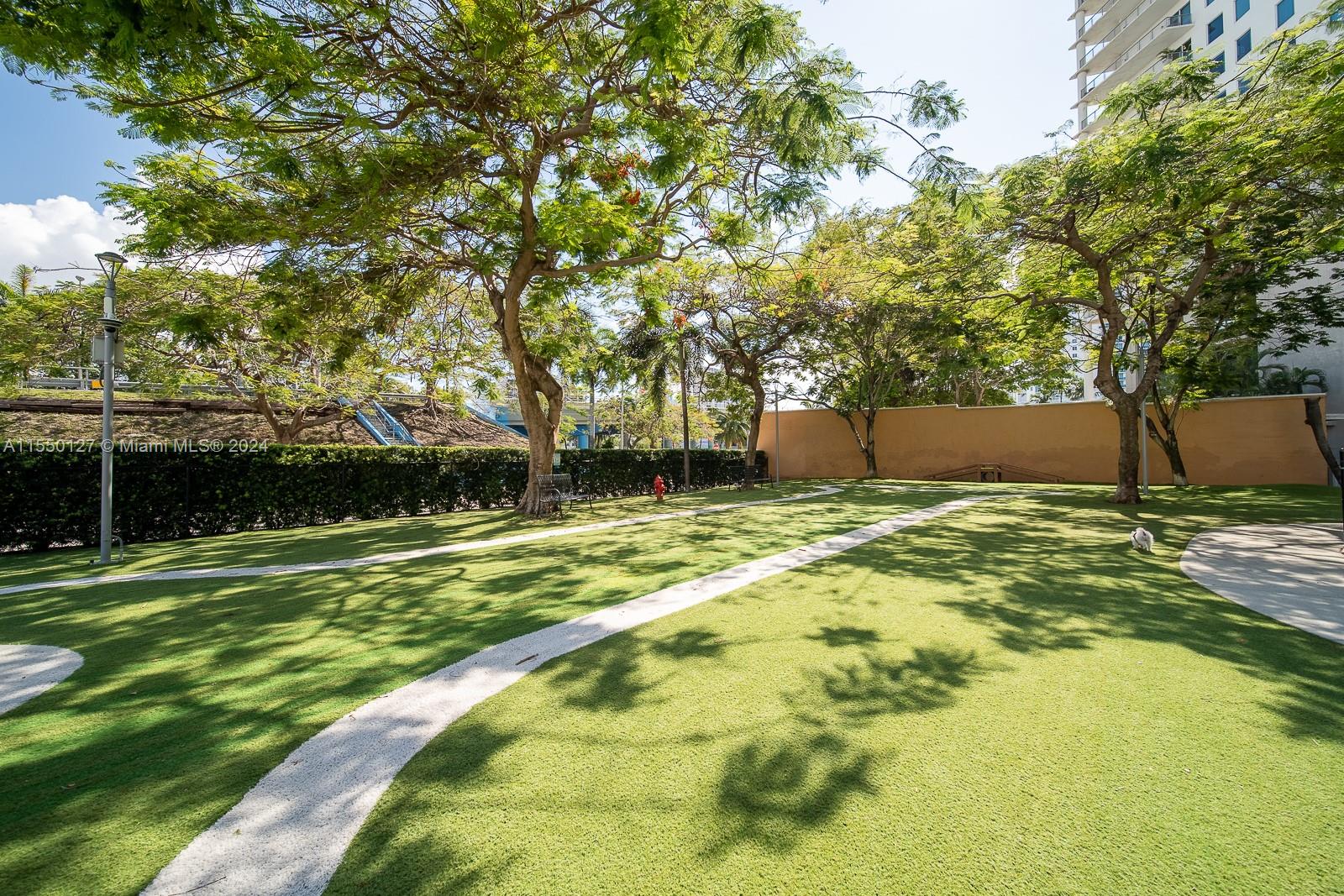 NEO CONDO - Residential Lease
