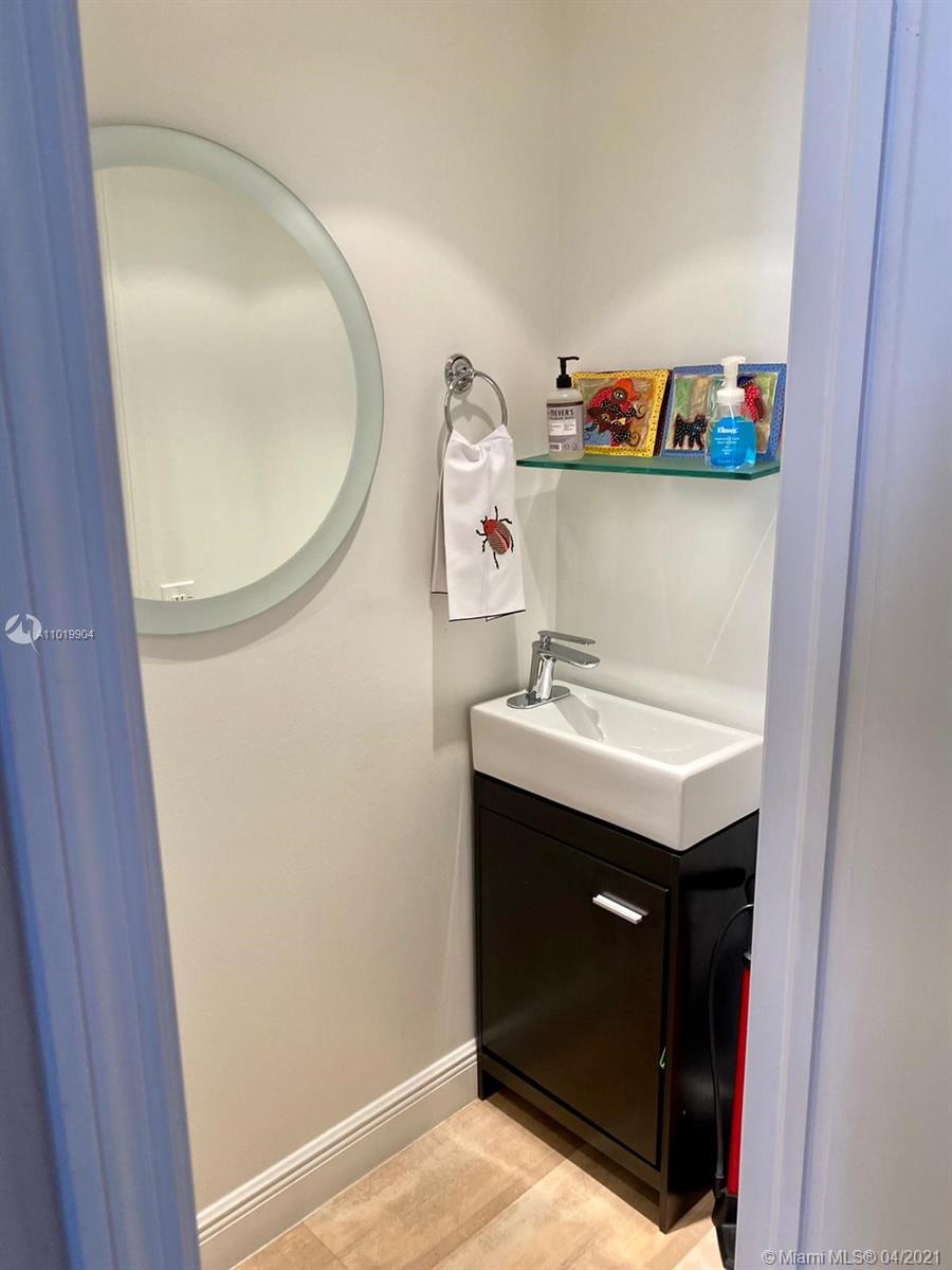 COURVOISIER COURTS CONDO - Residential