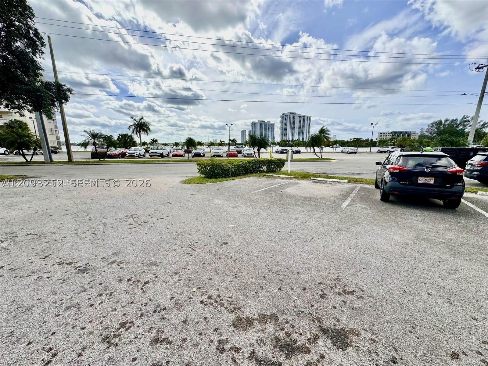 2905 Point East Dr L102