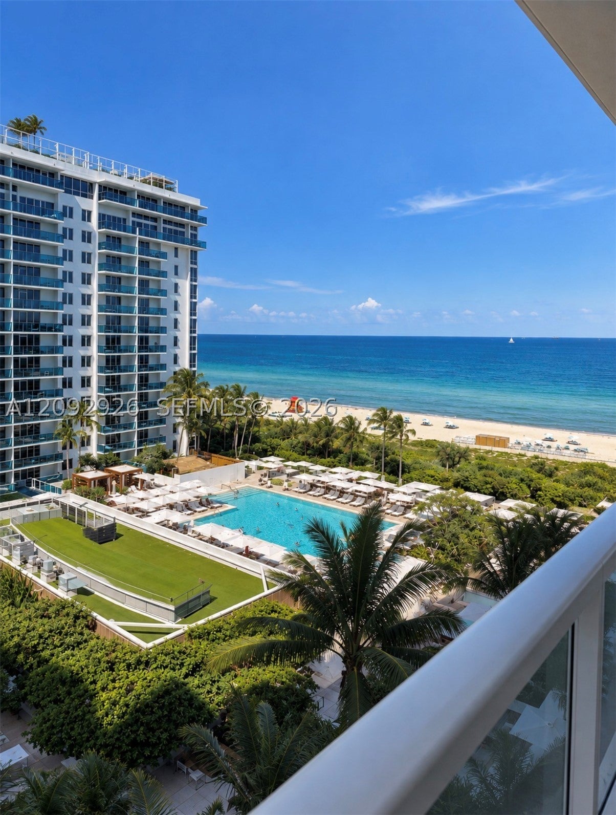 2301 Collins Ave 1019