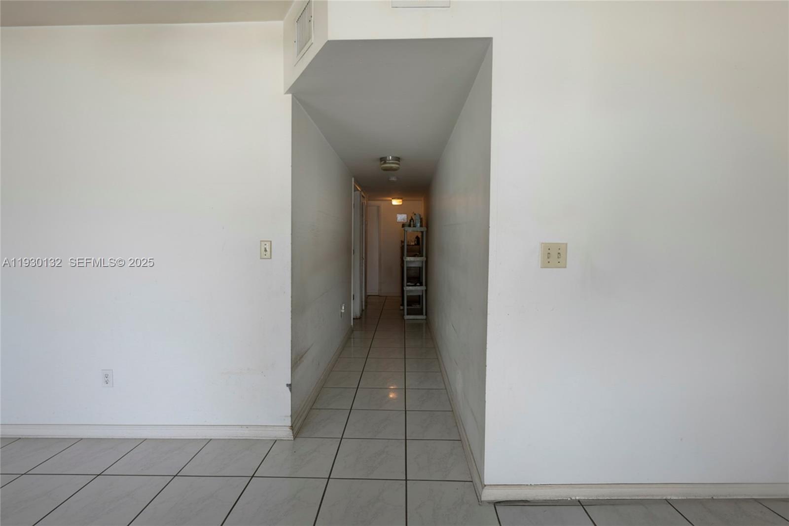 WESTWOOD LAKE - Residential