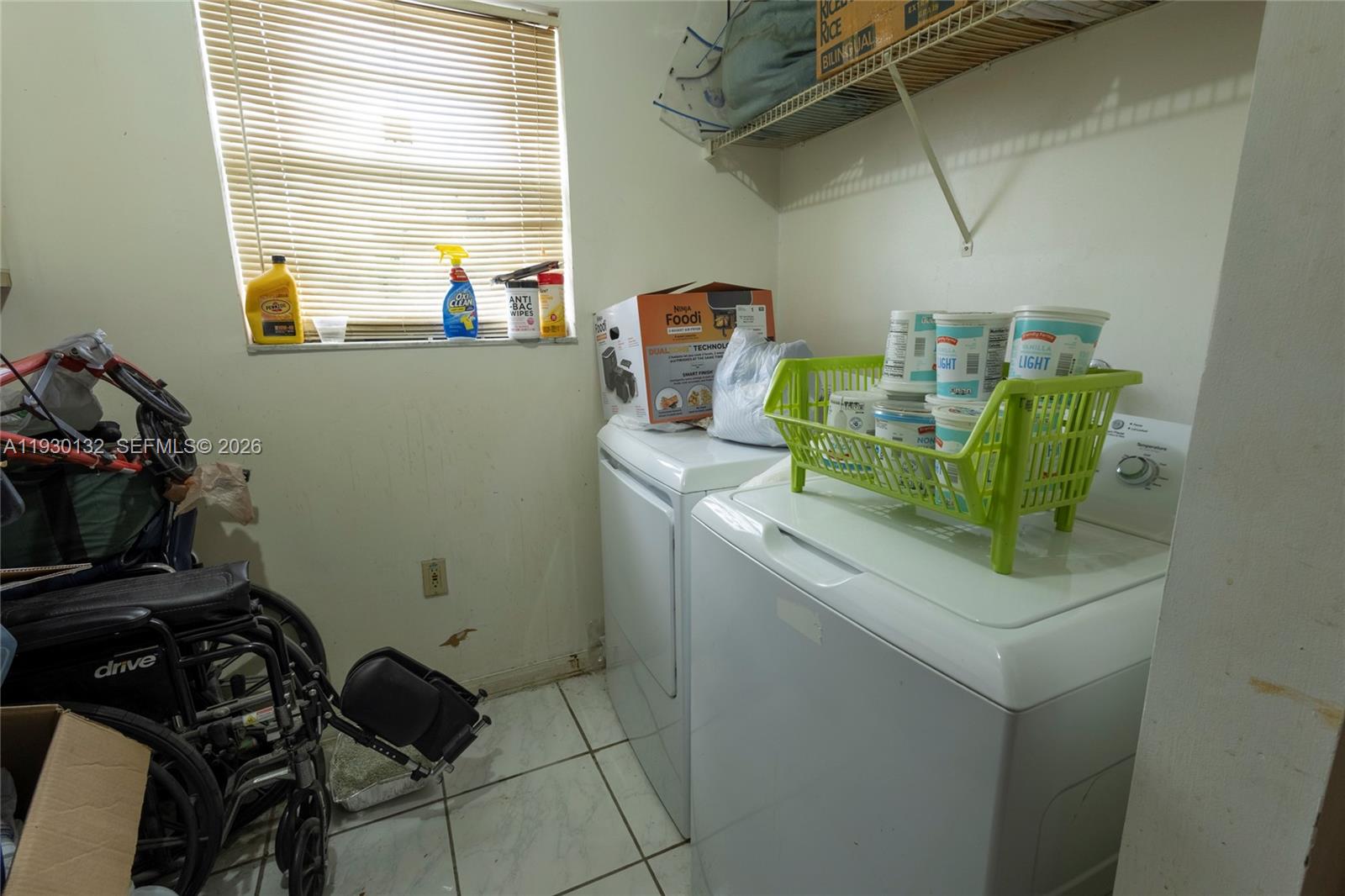 WESTWOOD LAKE - Residential