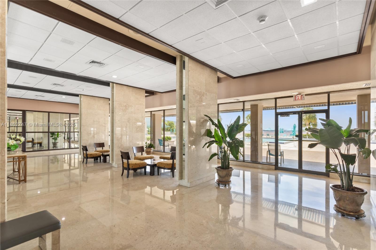 ARLEN HOUSE CONDO - Residential