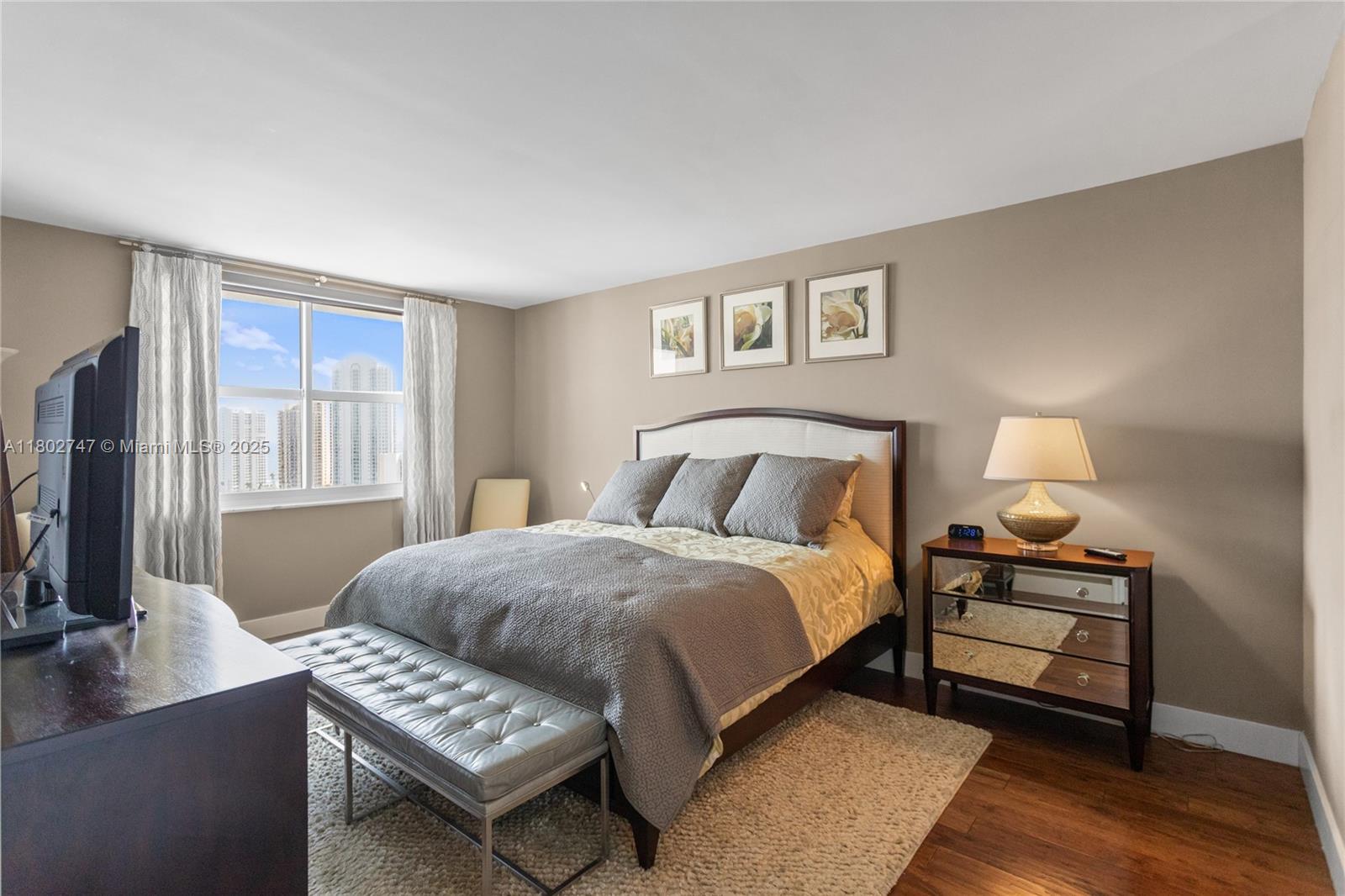 ARLEN HOUSE CONDO - Residential