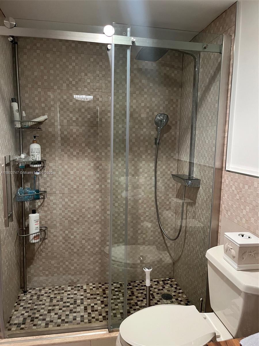 ARLEN HOUSE CONDO - Residential