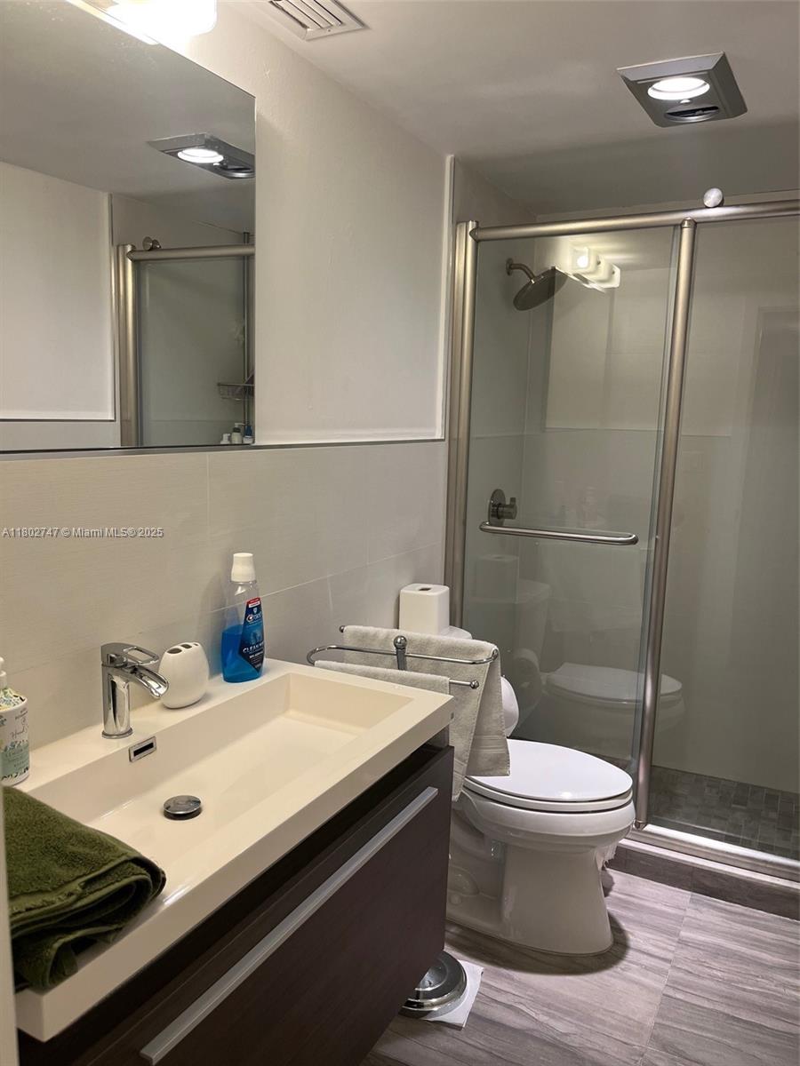ARLEN HOUSE CONDO - Residential