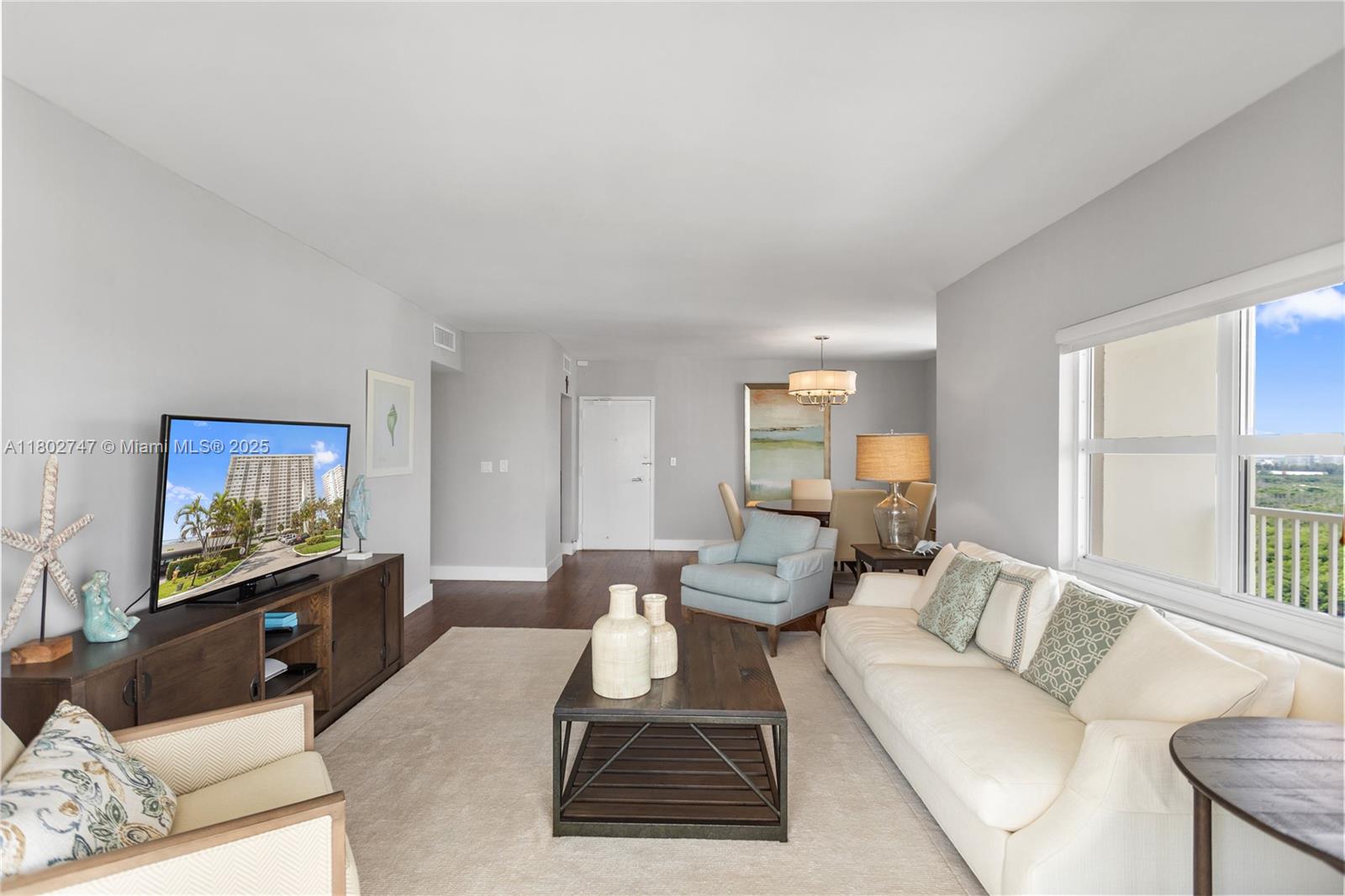 ARLEN HOUSE CONDO - Residential