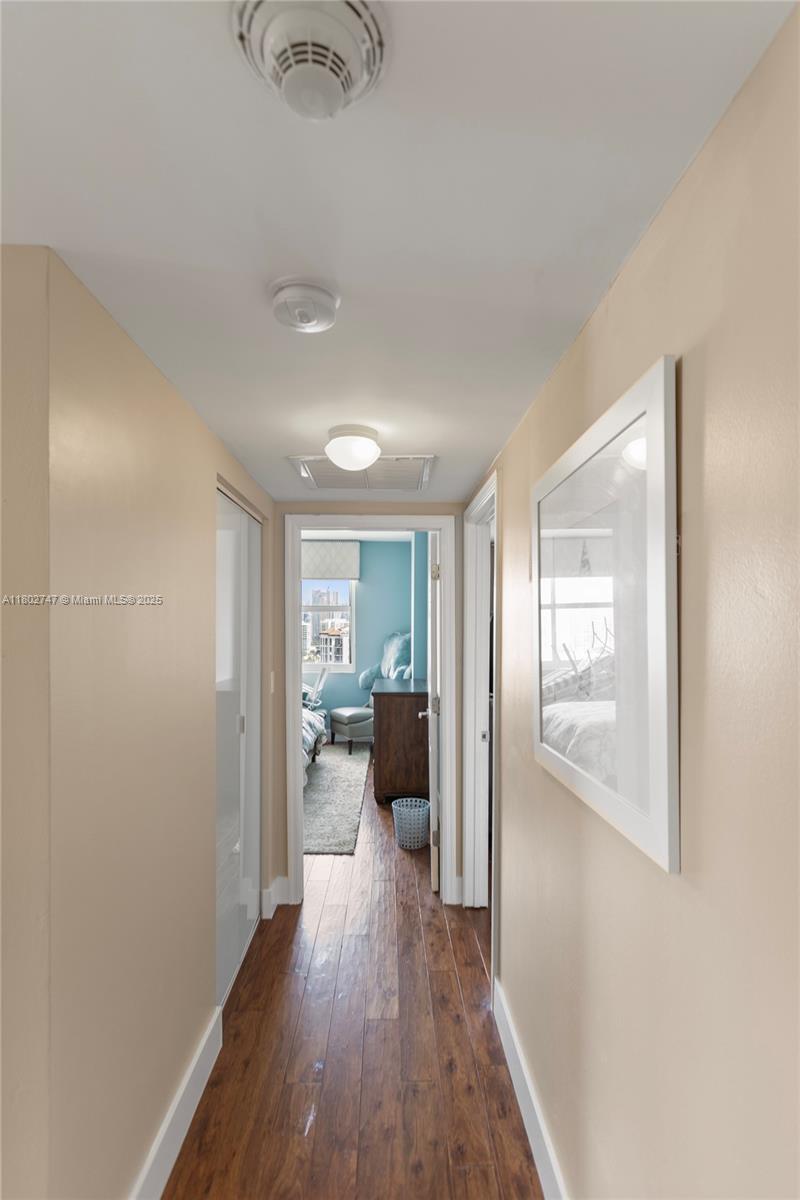 ARLEN HOUSE CONDO - Residential