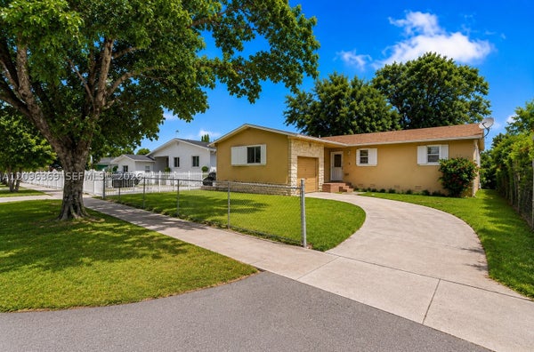 3031 NW 69TH TER, MIAMI, FL 33147 - Image b8e8ea4623f12ad8b4feea806261d297/22449447