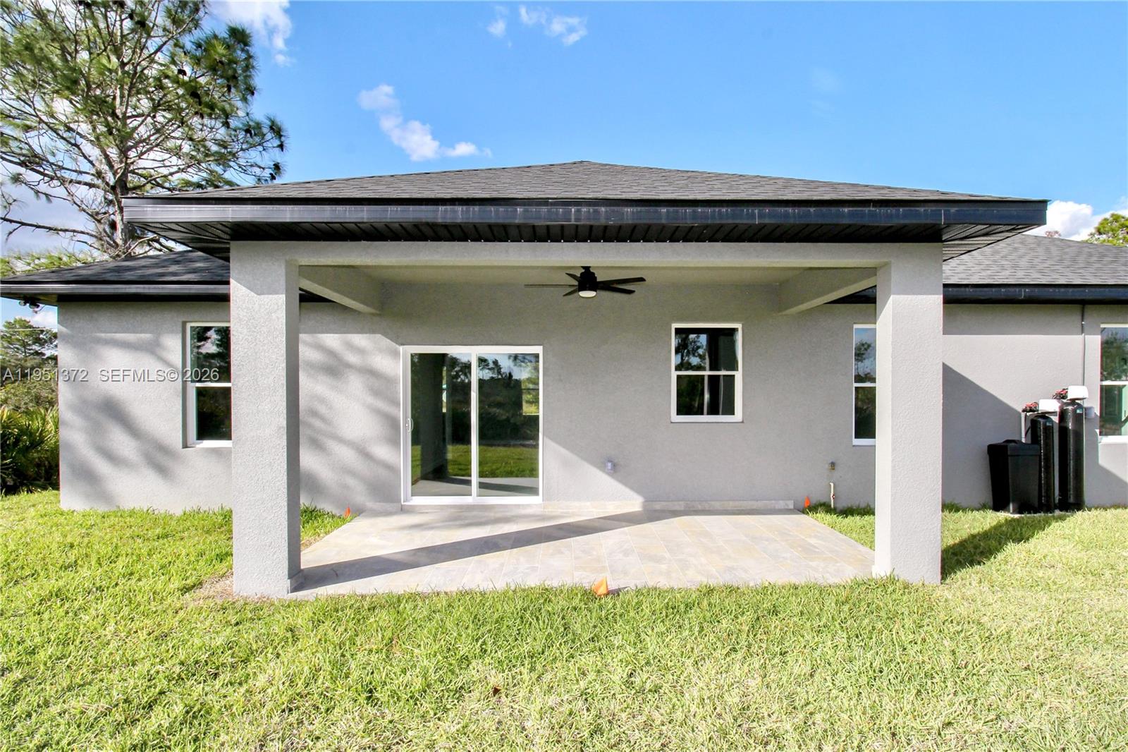 SUN N LAKE EST OF SEBRING - Residential