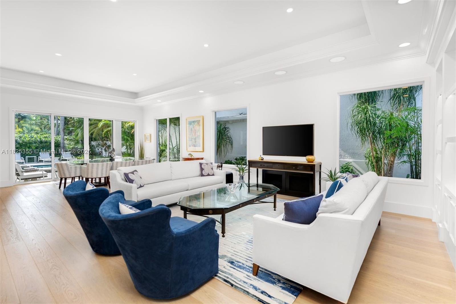 G B VILLAS - Residential Lease